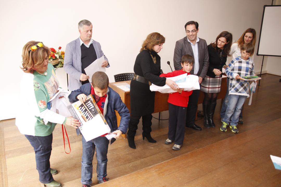 Entrega de prémios aos alunos premiados